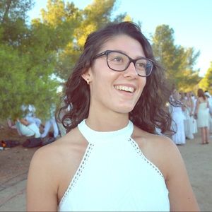 Meet your Posher, Hannah